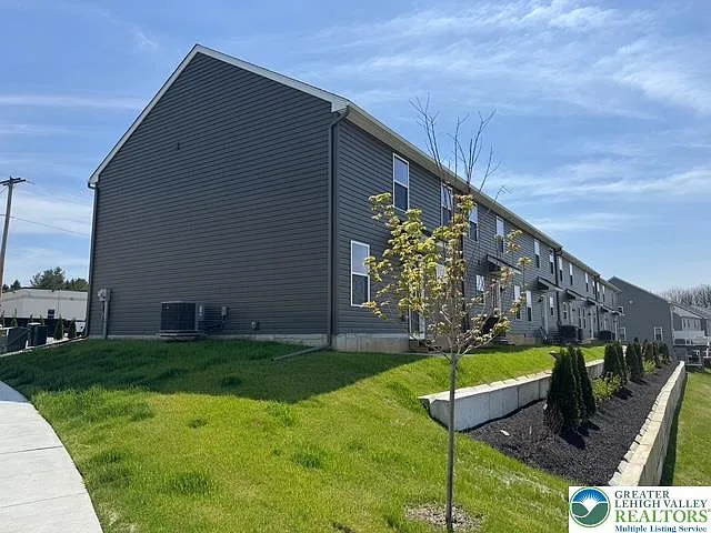 671 Sipos — Photo 21