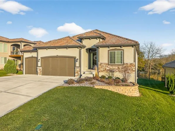 433 NW Kaylea Ct, Lees Summit, MO 64081