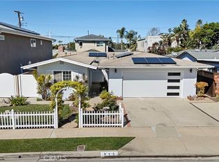 915 Coastline Dr, Seal Beach, CA 90740