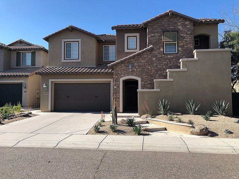 1st image of 3917 E Quail Ave