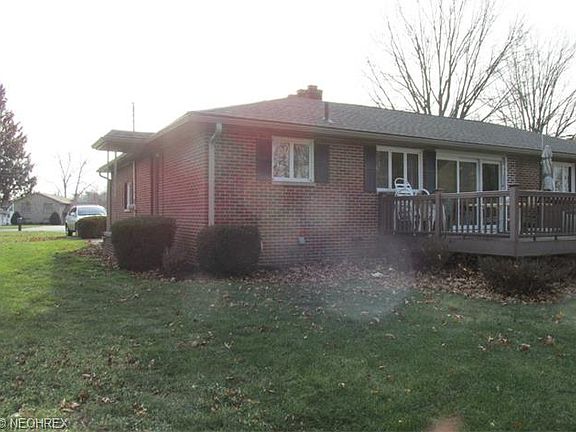 3rd image of 37 Whitefriars Dr