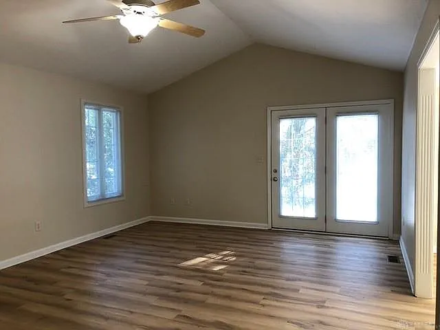 31 Knollview Ct — Photo 8