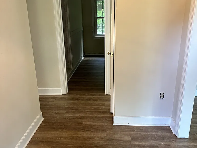 7405 Glastonburg Dr — Photo 17