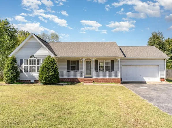 1806 Holts Ct, Murfreesboro, TN 37128