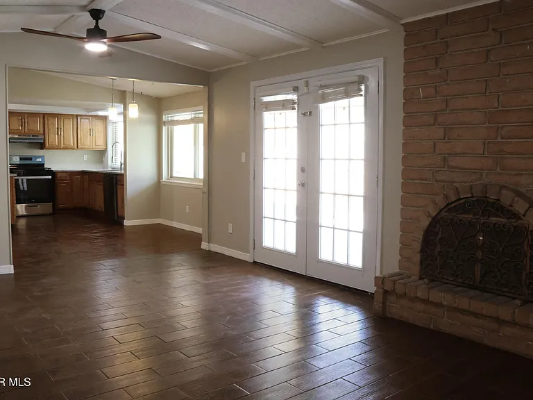 6704 La Cadena Dr — Photo 9
