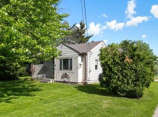 1483 Twelve Mile Rd NW, Sparta, MI 49345