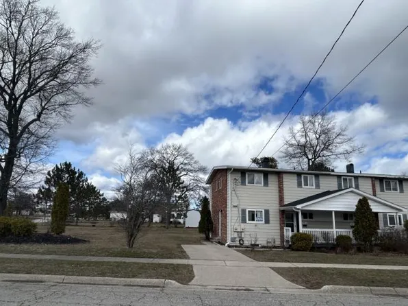 9401A 6th St, Oscoda, MI 48750