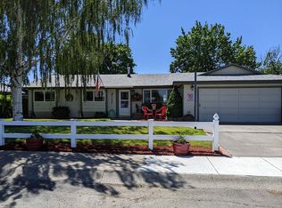 195 W Locust St, Stanfield, OR 97875