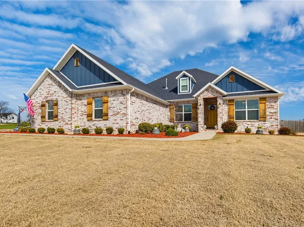 12226 Clyde Carnes Rd, Farmington, AR 72730