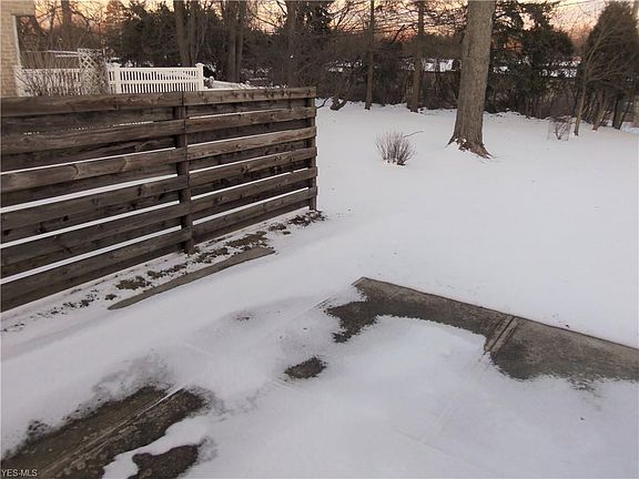 3rd image of 5932 Millwood Dr