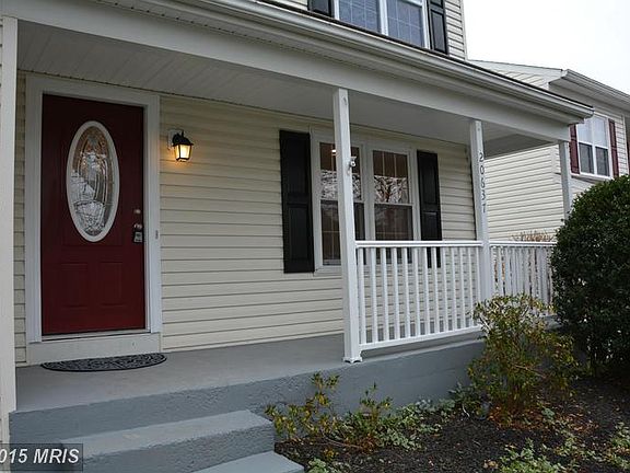 2nd image of 20637 Neerwinder St