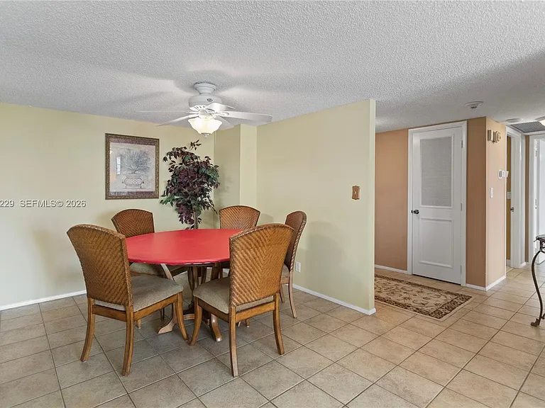 4020 Galt Ocean Dr #203 — Photo 16