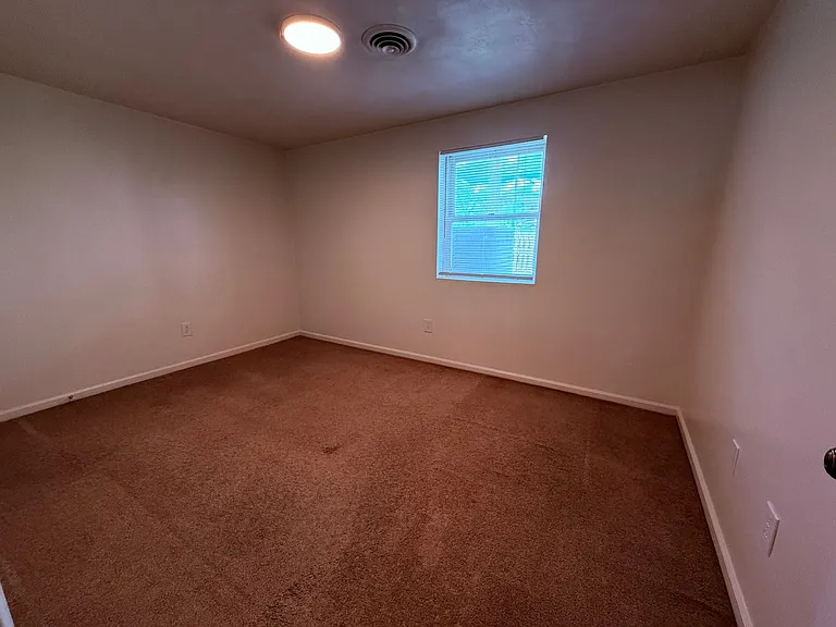 1407 Toms Creek Rd #15 — Photo 11