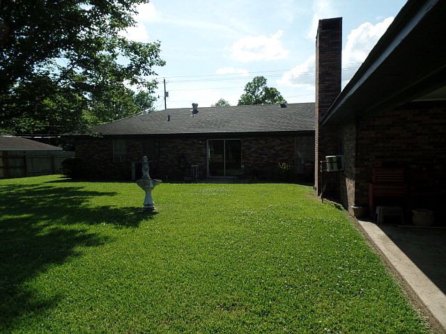2nd image of 6562 Highway 61 N