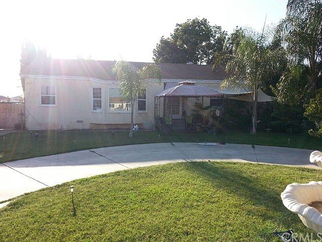 2nd image of 11896 Yorba Ave