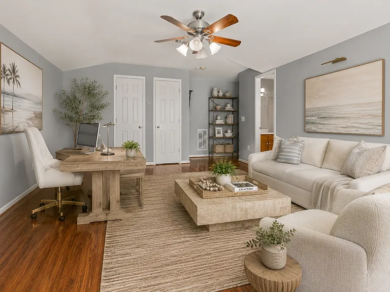Upper level office / den or possible bedroom with bath (virtually staged / AI generated)