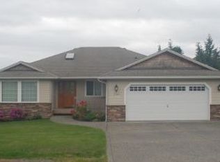 1191 Rolling Dr, Camano Island, WA 98282