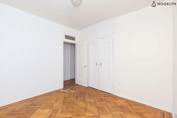 Rented by Nooklyn NYC LLC | media 75