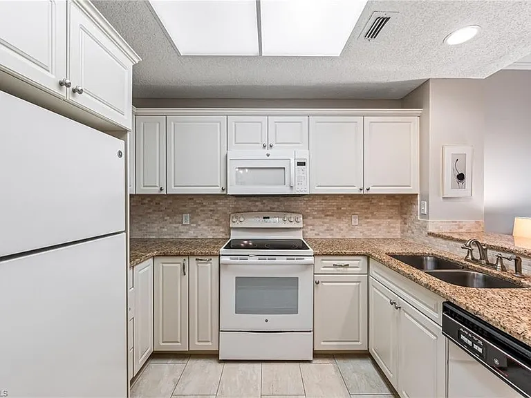 900 Arbor Lake Dr #9-101 — Photo 7