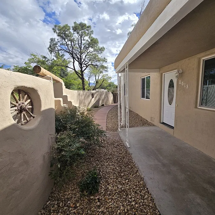 4 bed, 3.0 bath, 2695 sqft, $2,900 — Photo 4