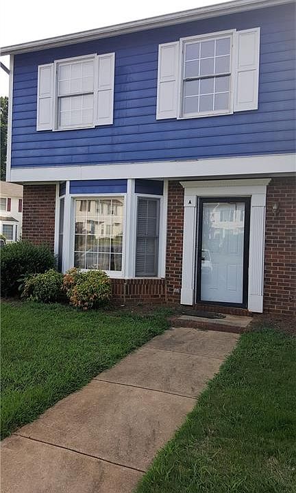 1st image of 363 A E Montcastle Dr
