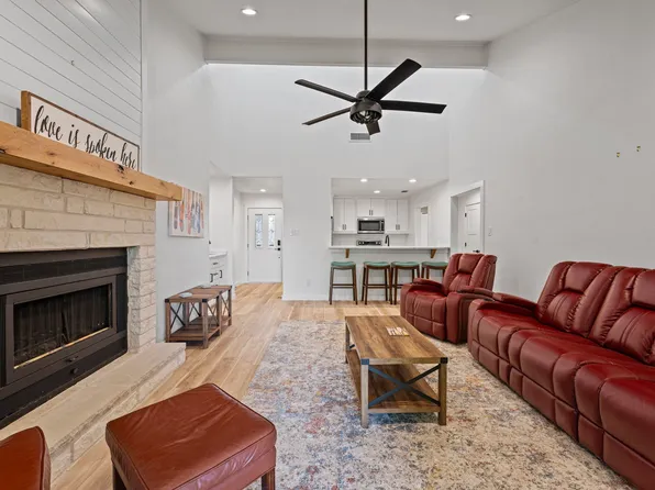 1441 Ponderosa Dr #3, Graford, TX 76449