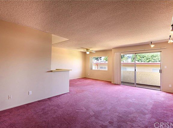 3rd image of 5328 Newcastle Ave Unit 39