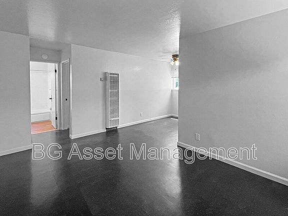 3rd image of 2420 Market Ave Unit 2