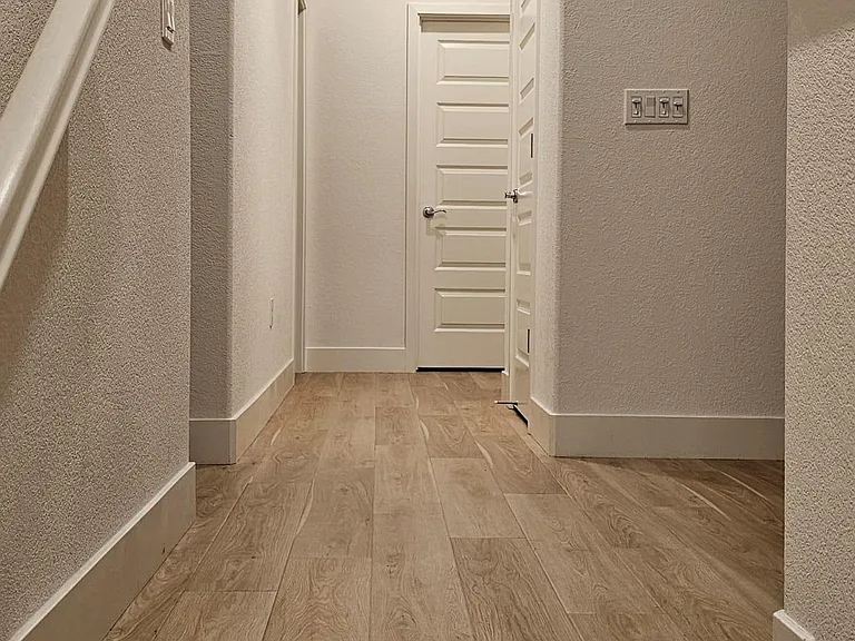 17584 Capricorn Ct — Photo 22