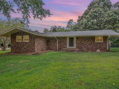 2241 Huffman Mill Rd, Burlington, NC, 27215