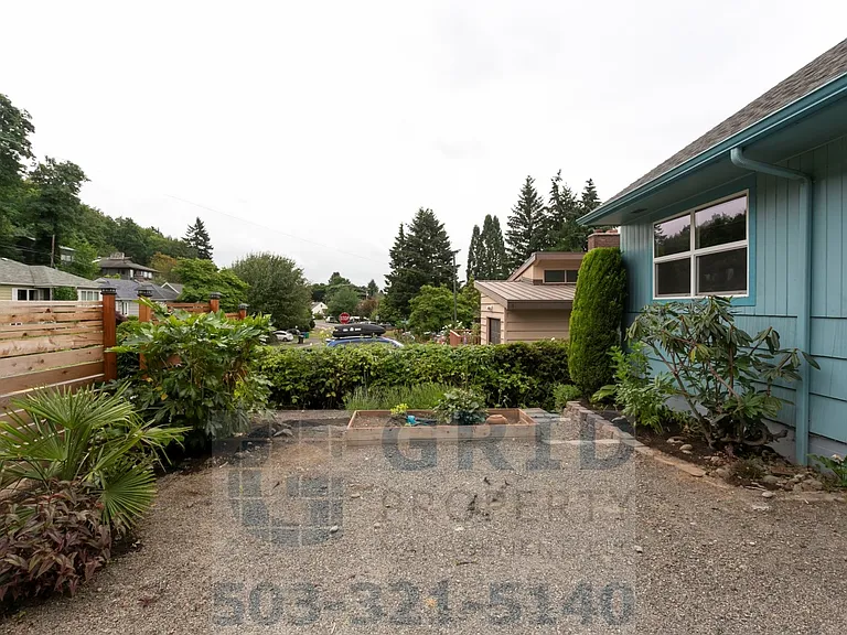 3431 NE 92nd Ave — Photo 23
