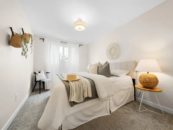 2234 W 1st Ave #210, Vancouver, BC V6K 1G1