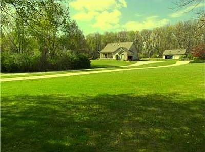 Exterior/lot