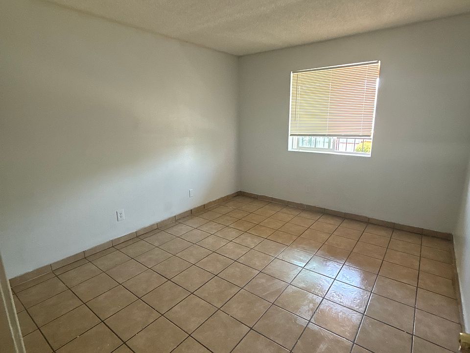1st image of 9223 N 8th St APT 206