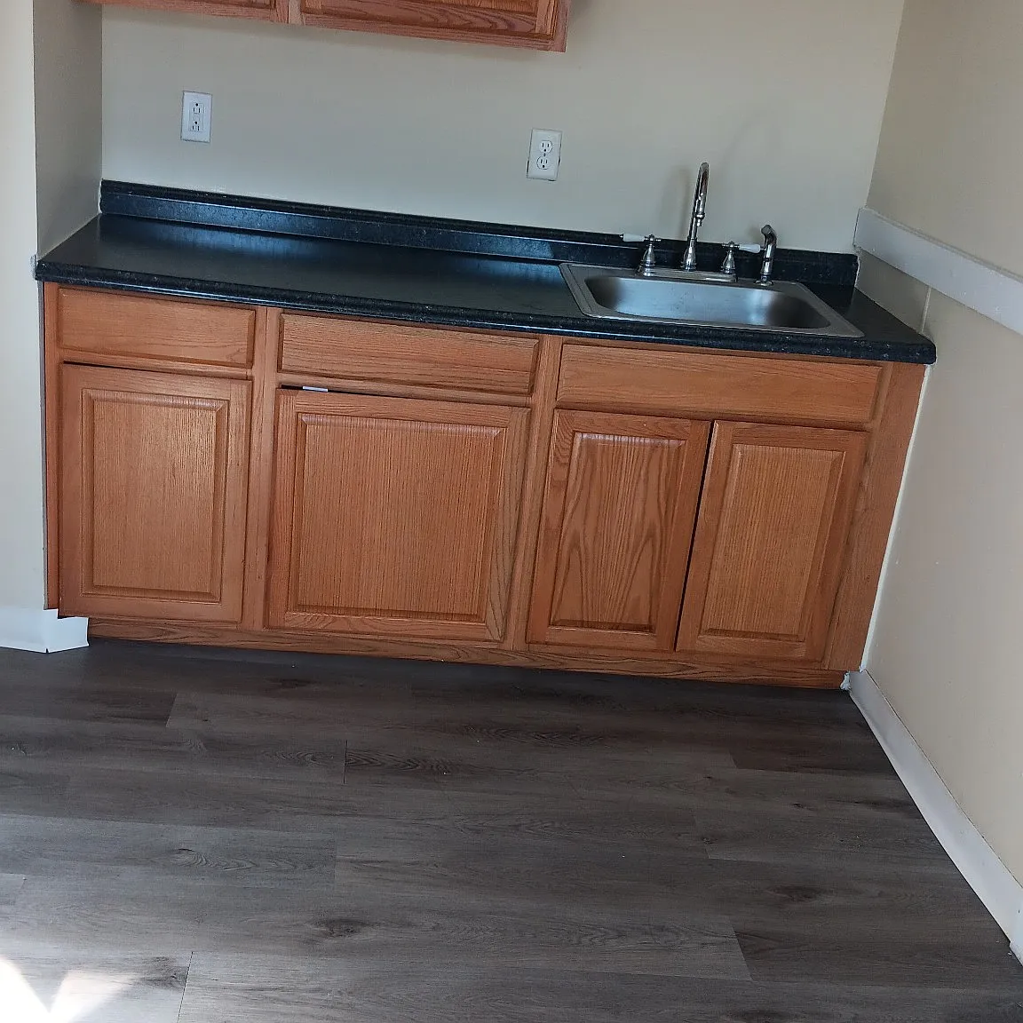 85 Pine Street - Apt 3F — Photo 4