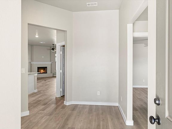 3rd image of 3611 Urbana Pl