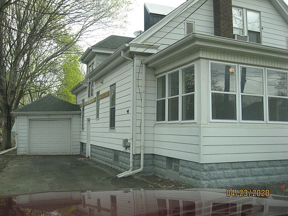 2nd image of 321 E North St