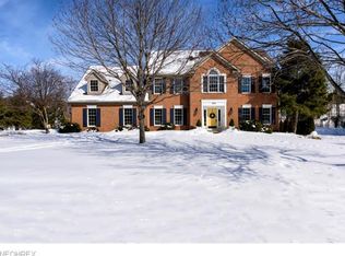 4888 Staffordshire Cir NW, Canton, OH