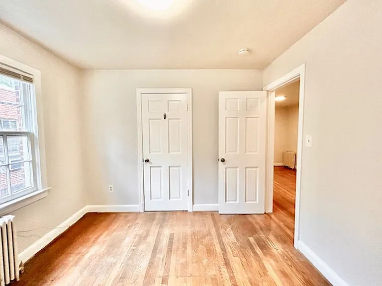 - 4534 Avondale Street — Photo 31