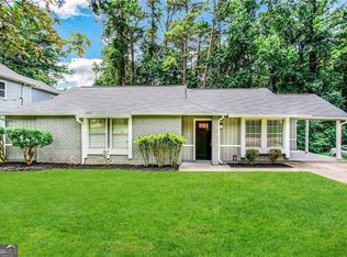 2312 Leslie Brook Dr, Decatur, GA 30035