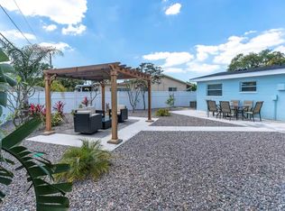 10826 111th Pl N, Seminole, FL 33778
