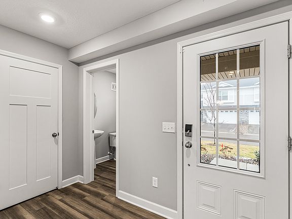 5th image of 2169 Island Ct