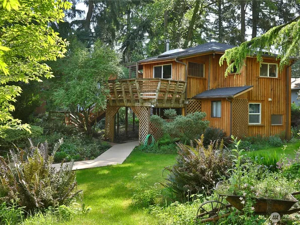 3634 Harper Street, Clinton, WA 98236