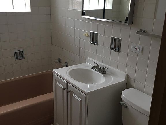 5th image of 6768 N Sauganash Ave #2F