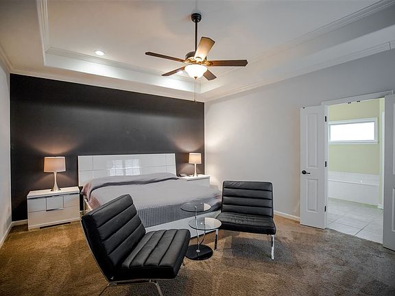 5th image of 15 Meadowland Ln