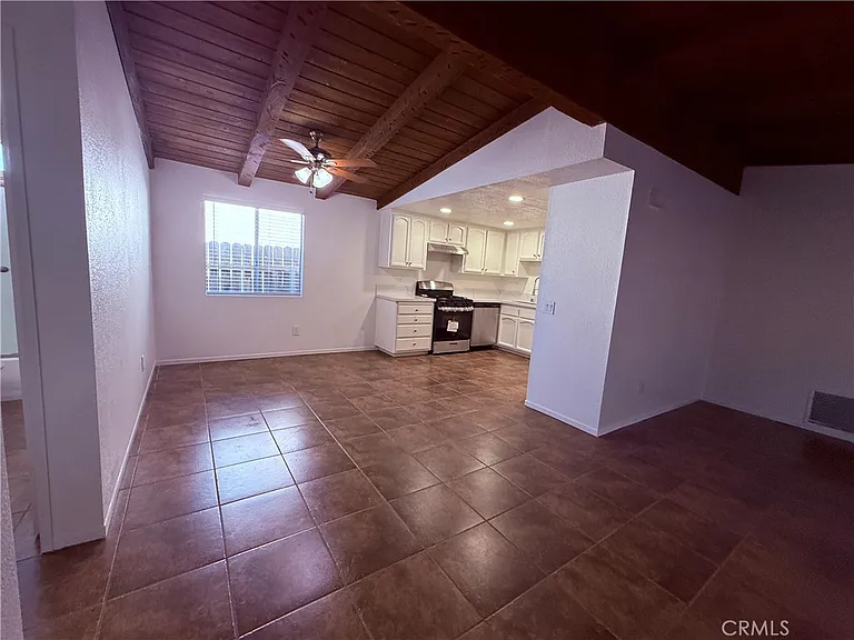 4628 Birdfarm Rd — Photo 2