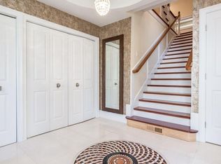 152 Winthrop Rd #2, Brookline, MA 02445