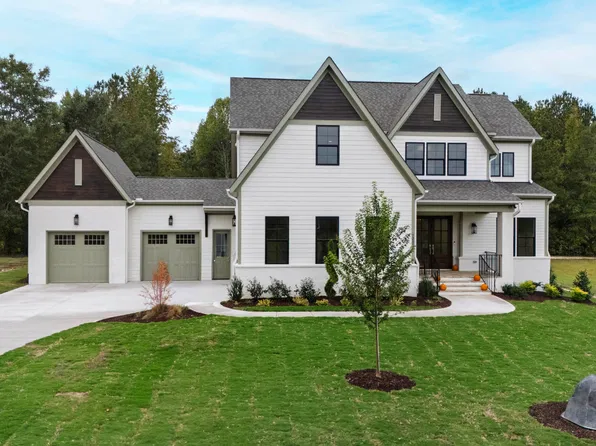 5205 Harmony Grove Ln, Youngsville, NC 27596