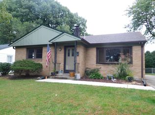1511 Stratford Ave, Rockford, IL 61107