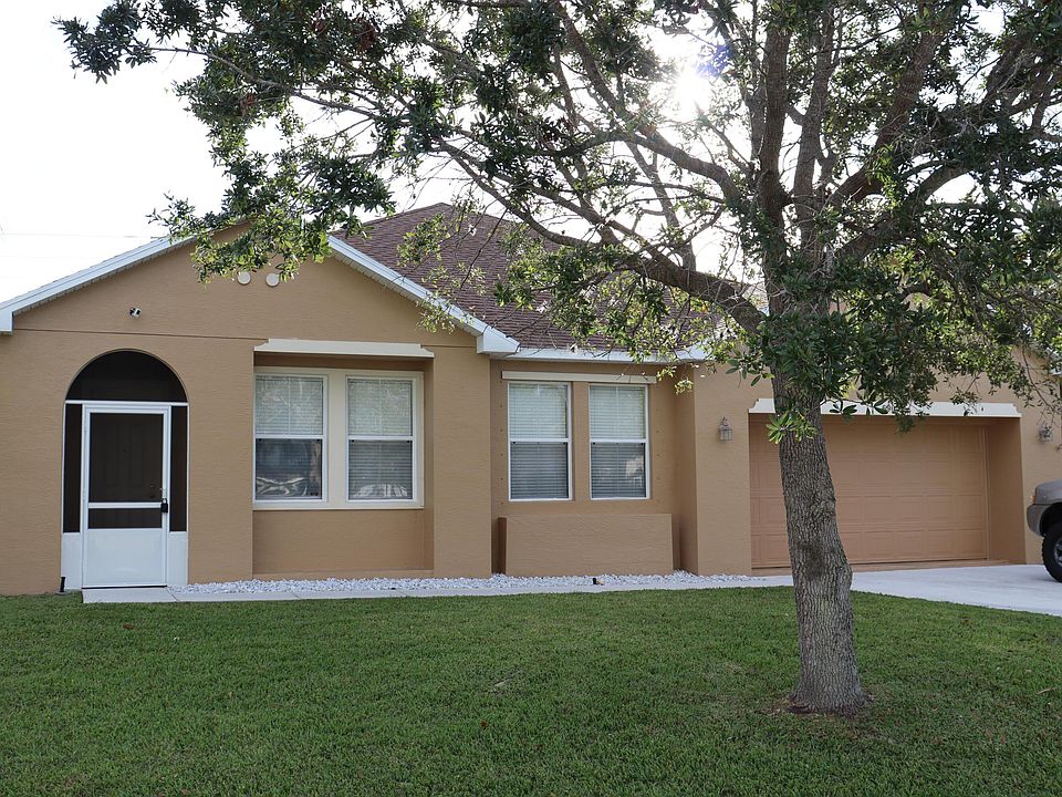 1st image of 6905 NW Kowal Ct